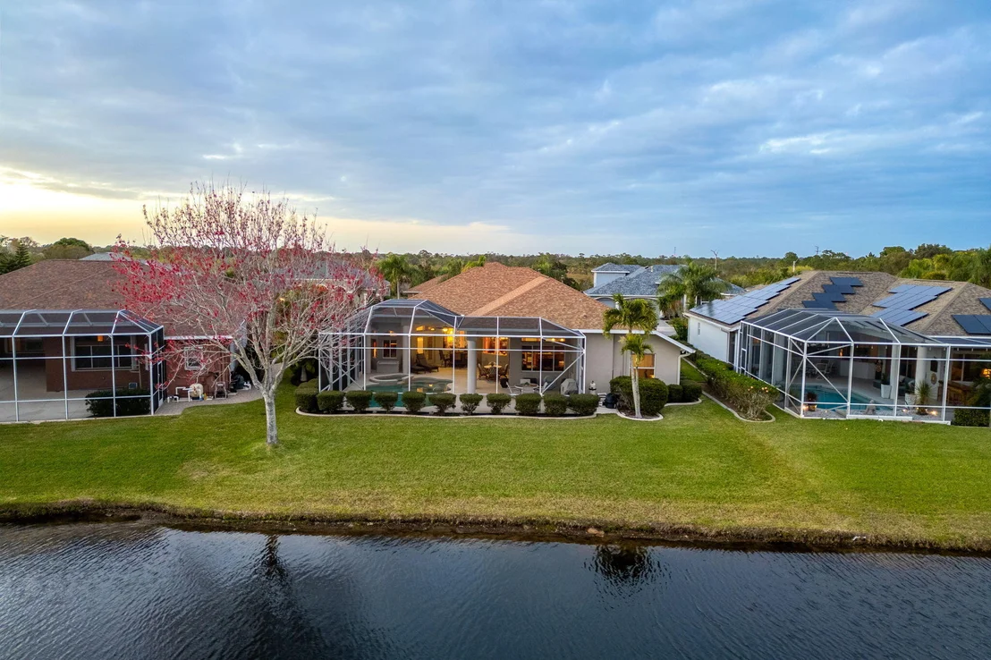 Photo of 1200 Starling Way