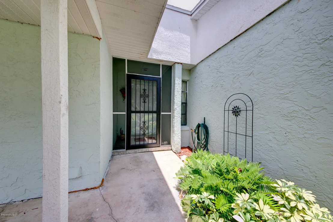 Photo of 441 Myrtlewood Road
