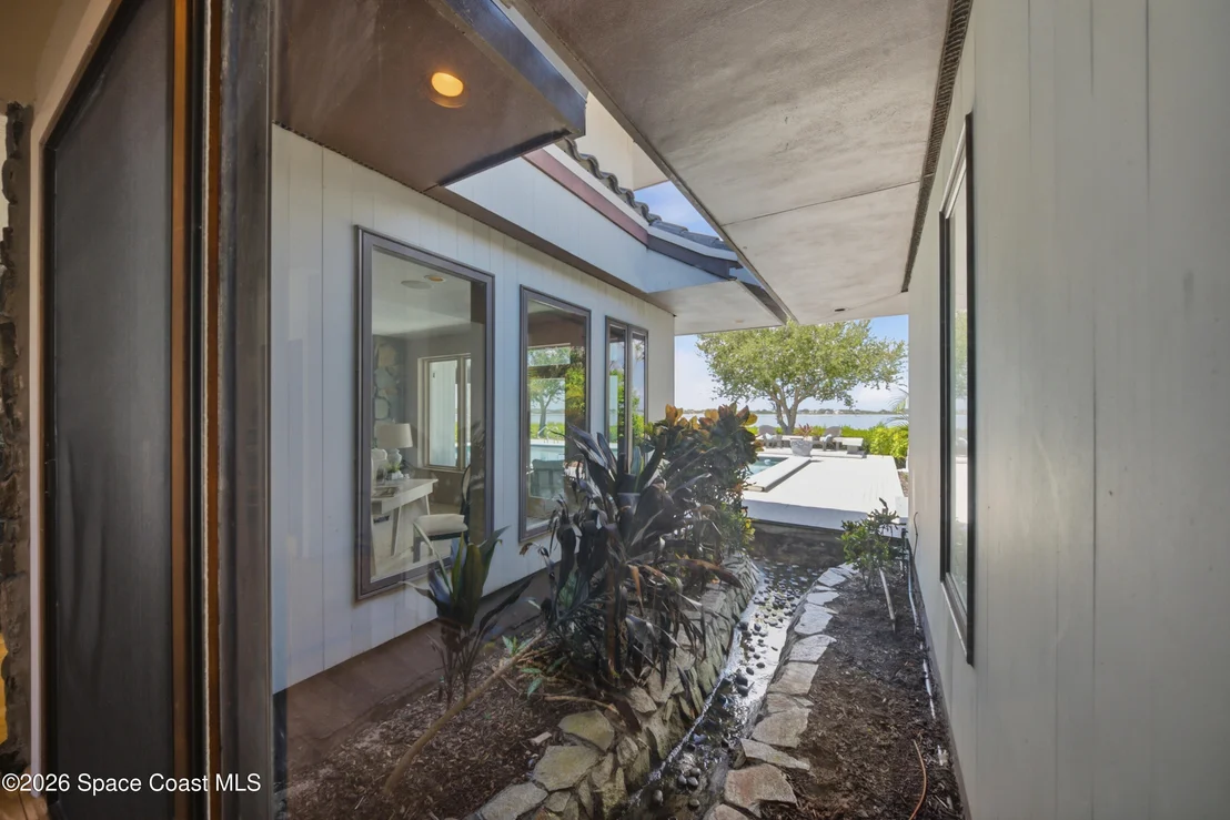 Photo of 722 Loggerhead Island Drive