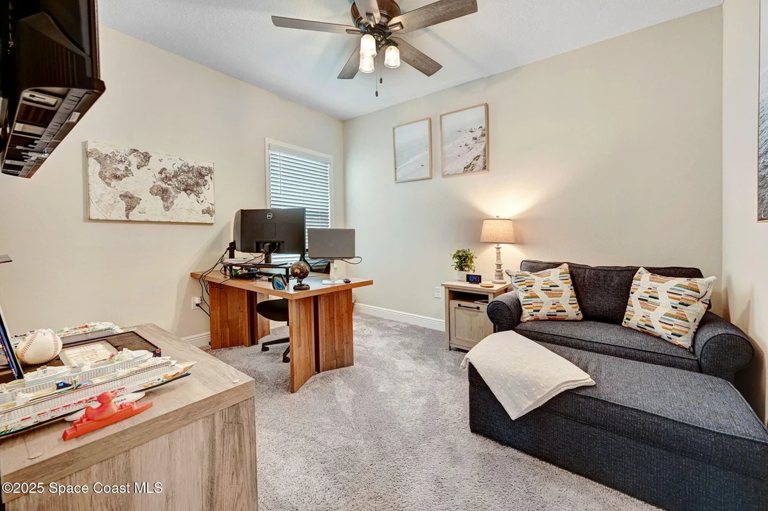 Photo of 2452 Carrick Street