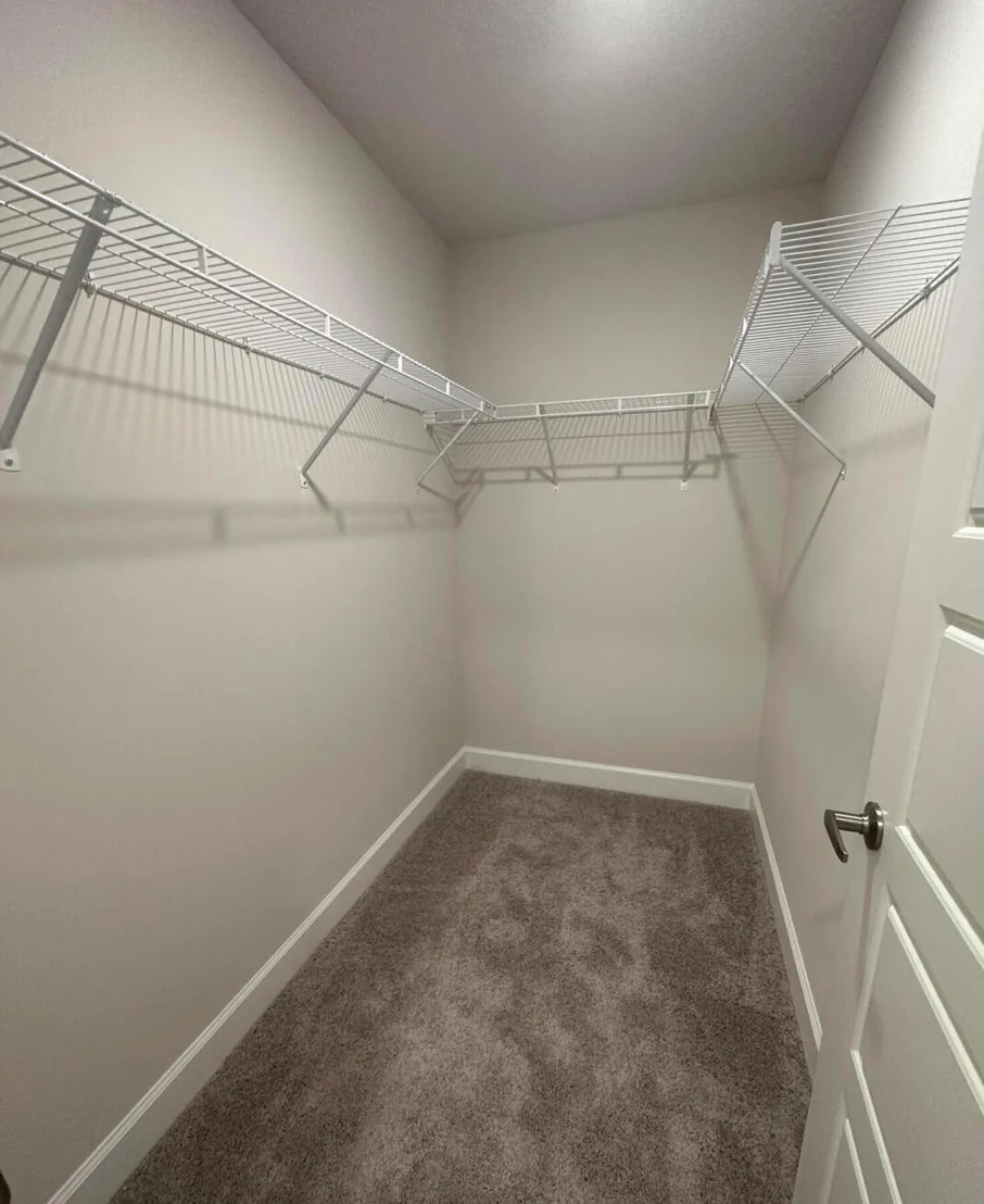 Photo of 1079 Grantham Lane