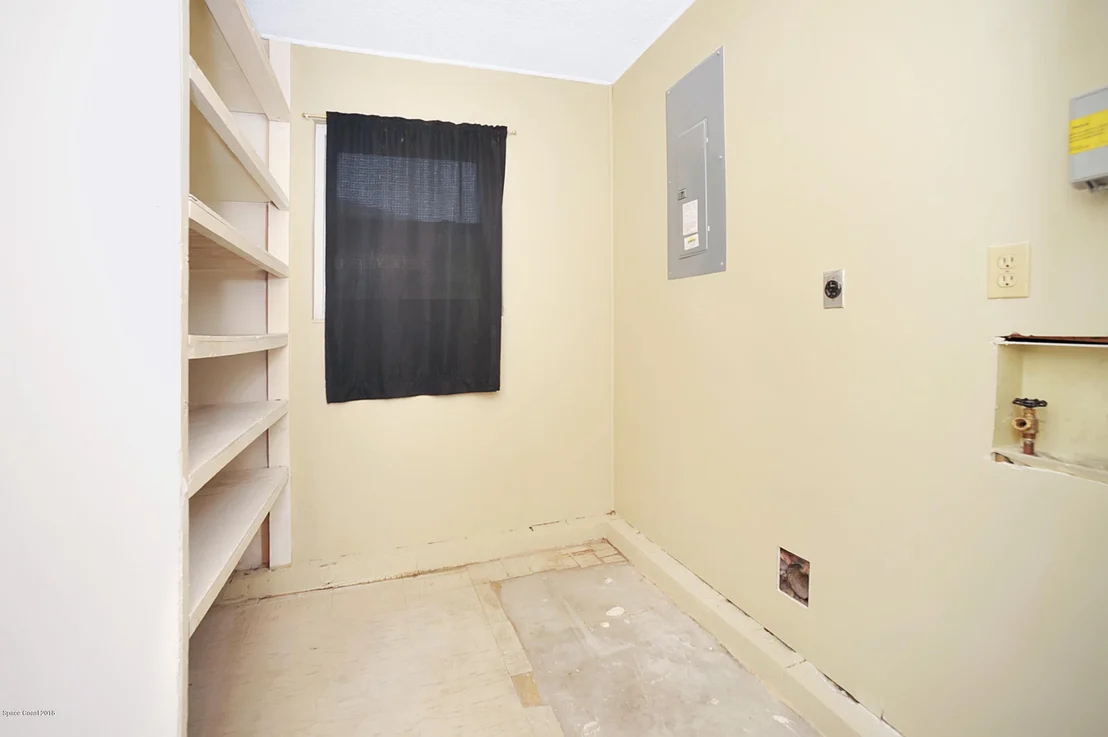 Photo of 2795 Locksley Road