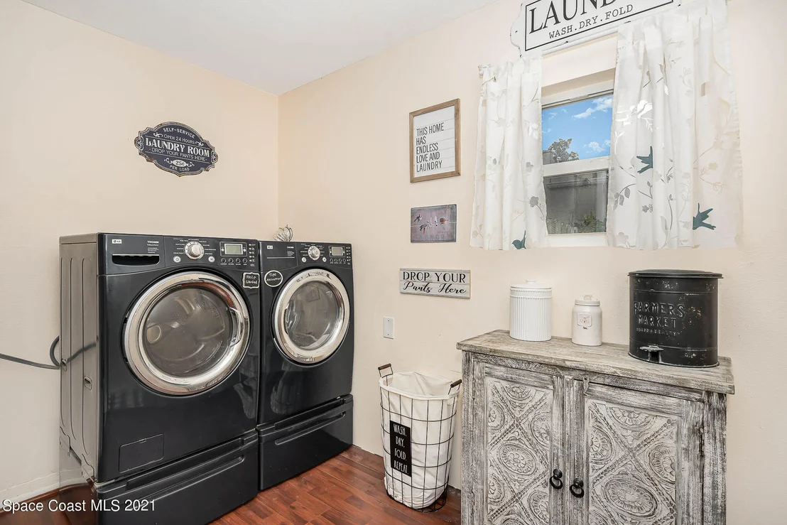 Photo of 525 Live Oak Street