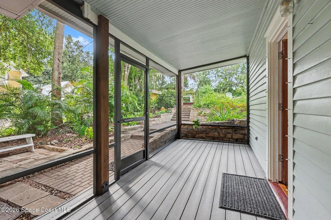 Photo of 35 Barton Avenue