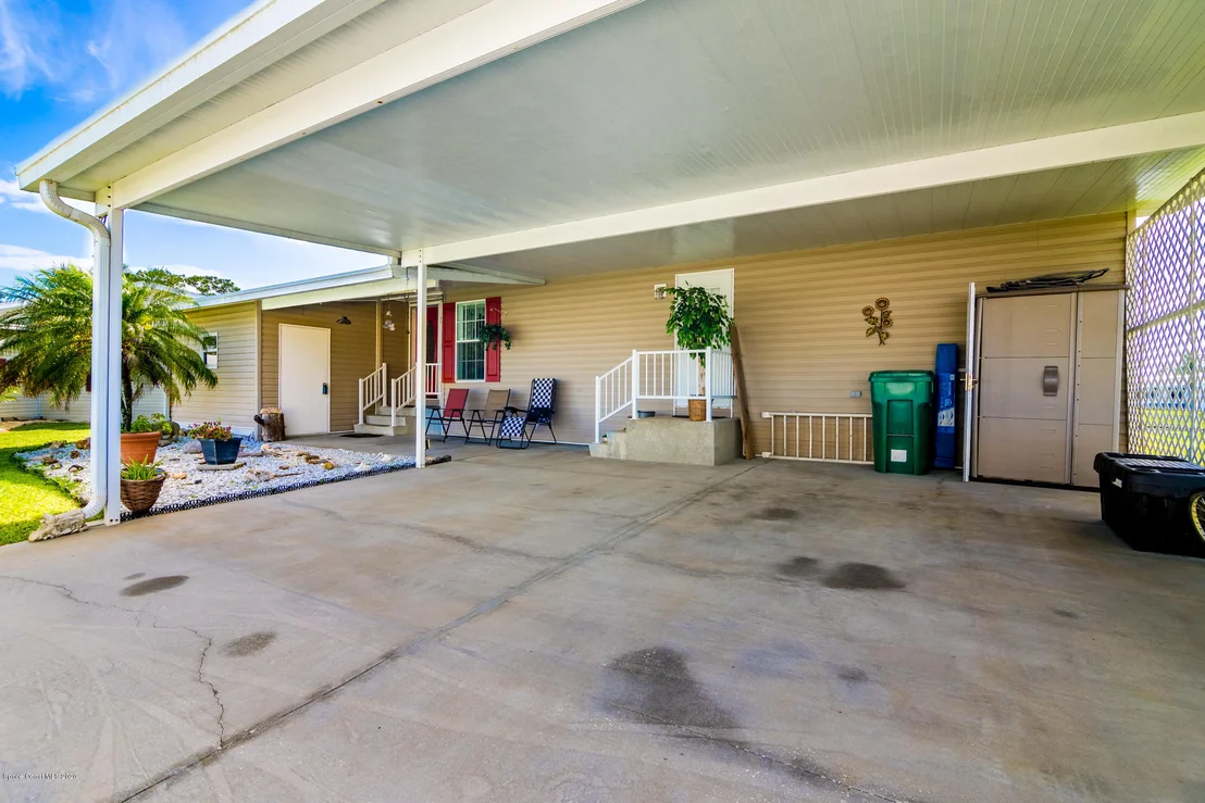 Photo of 434 Outer Drive