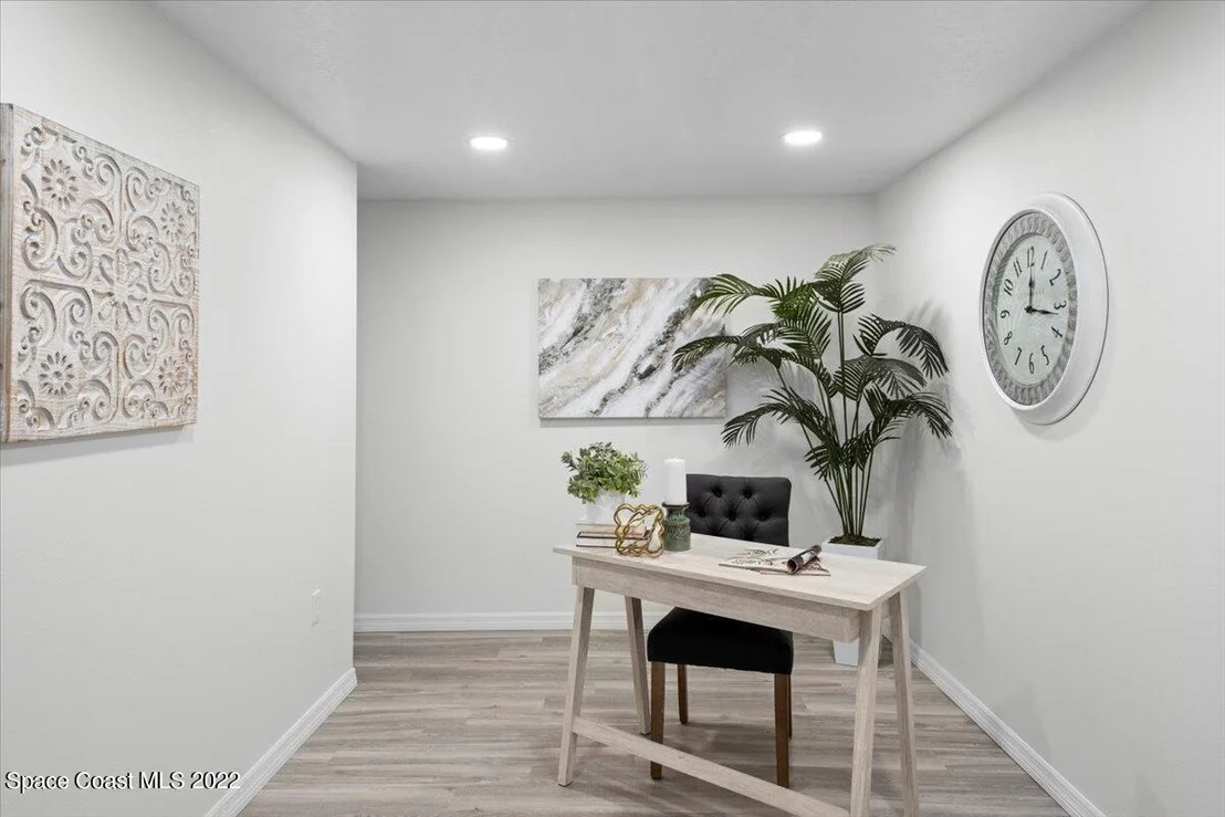 Photo of 1365 Wayside Court NE