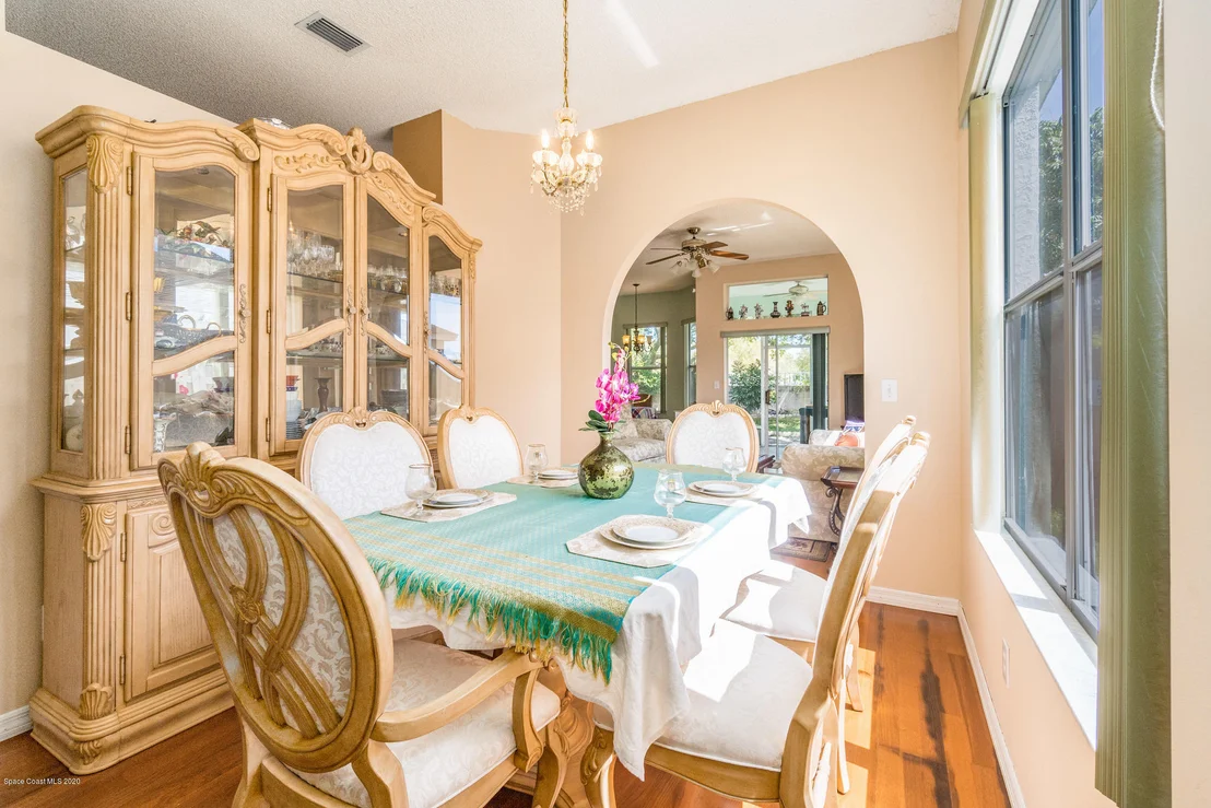 Photo of 7038 Hammock Trace Drive