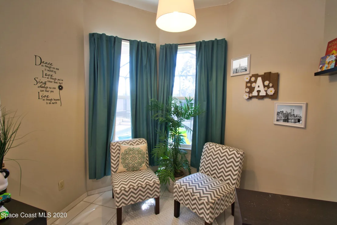 Photo of 7227 Hammock Lakes Drive