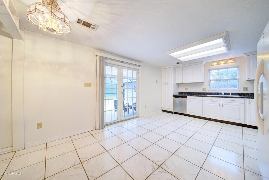 Photo of 4005 Alan Shepard Avenue