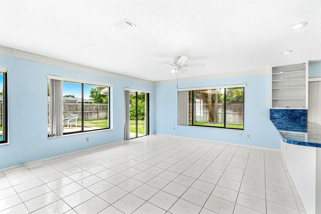 Photo of 400 Port Malabar Boulevard NE