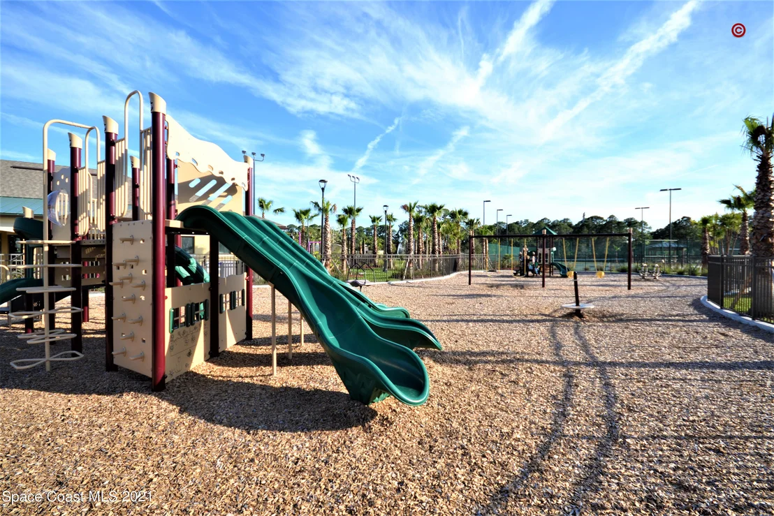 Photo of 940 Fiddleleaf Circle