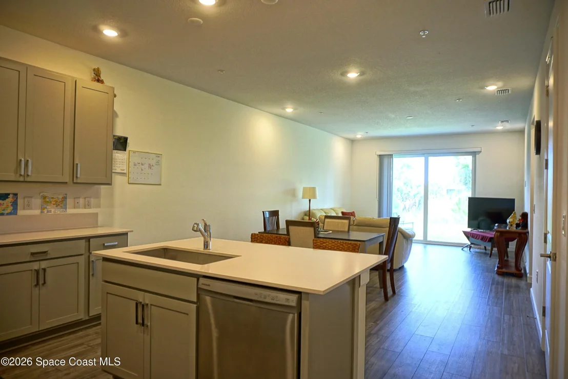 Photo of 1916 Cerulean Drive NW
