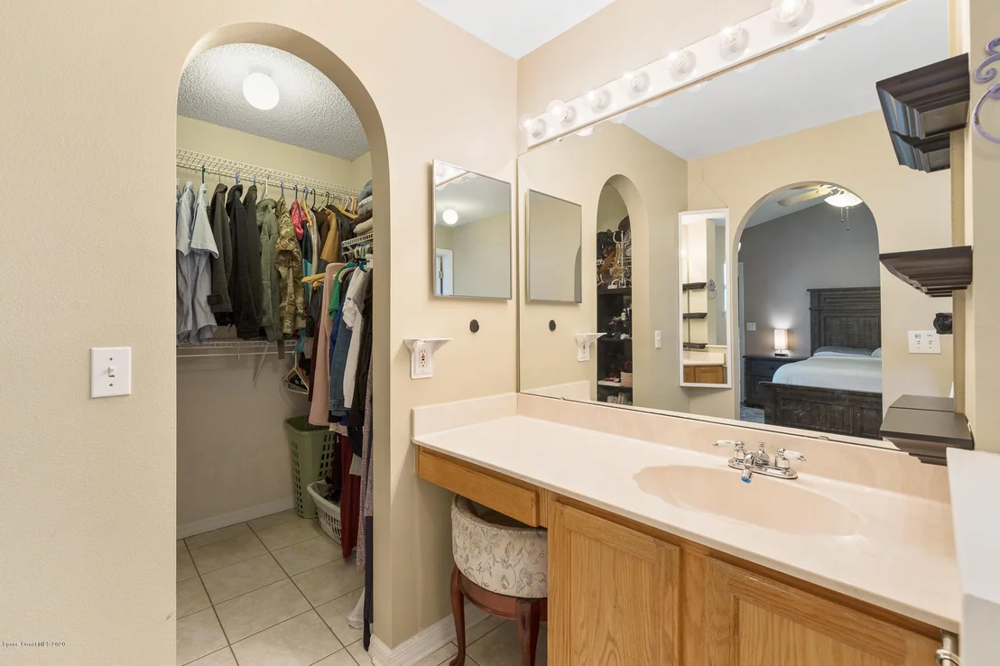 Photo of 3479 Saddle Brook Drive