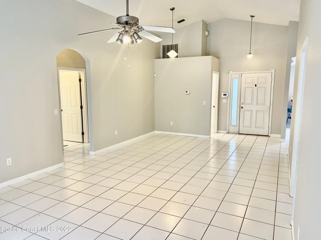 Photo of 2580 Ventura Circle