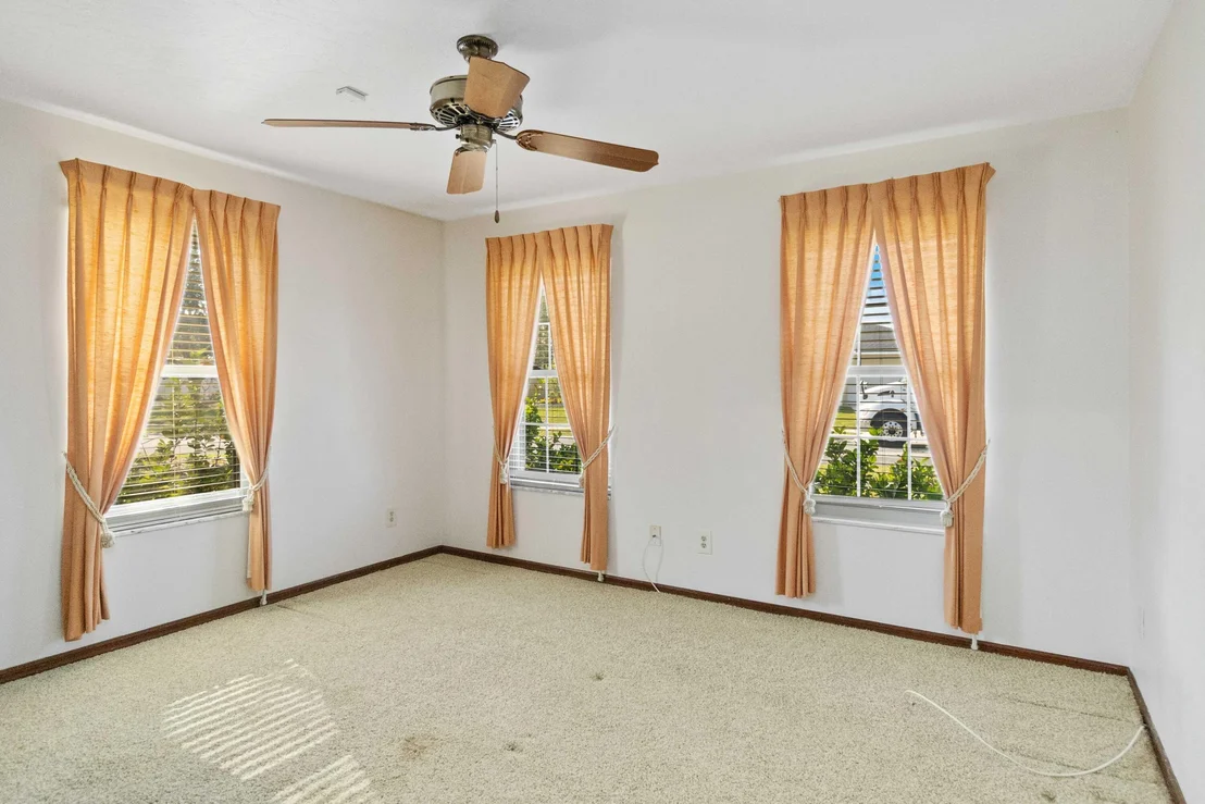 Photo of 741 Montclair Road NE