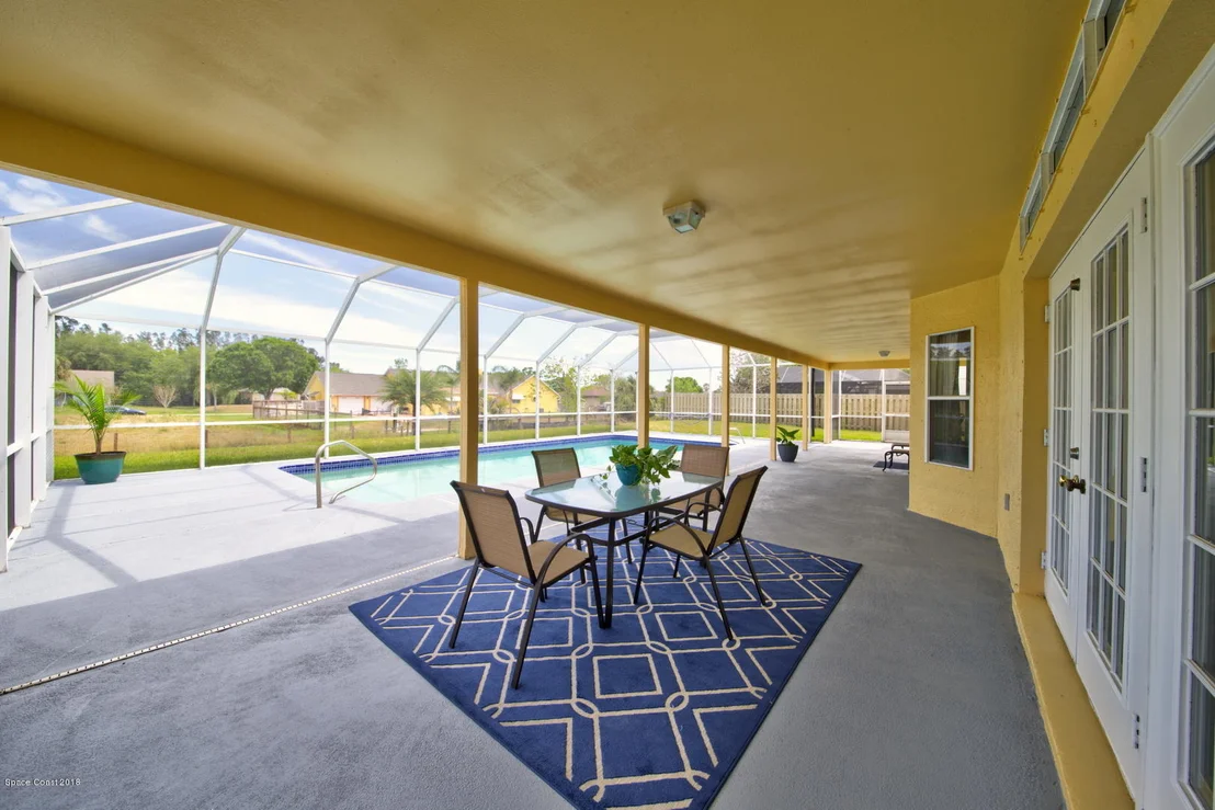 Photo of 1468 Wellington Circle