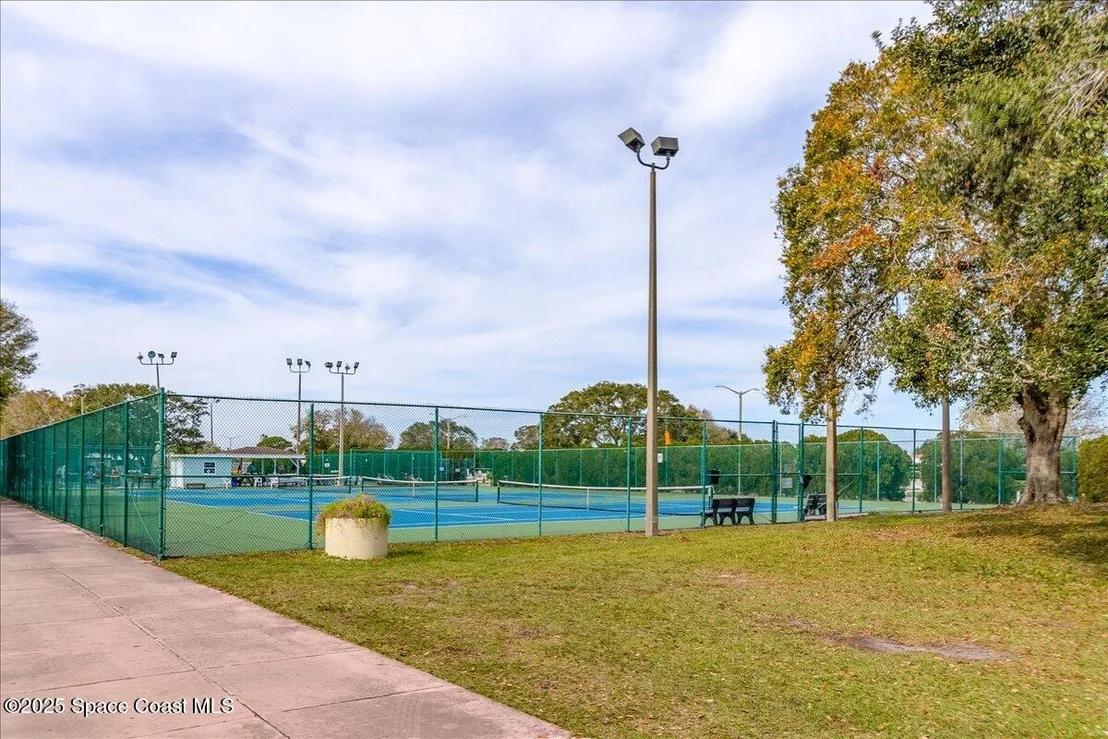 Photo of 1131 Tequesta Drive