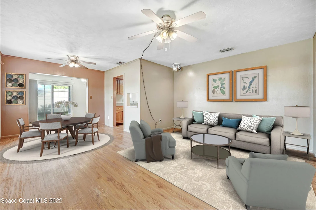 Photo of 995 Beacon Road