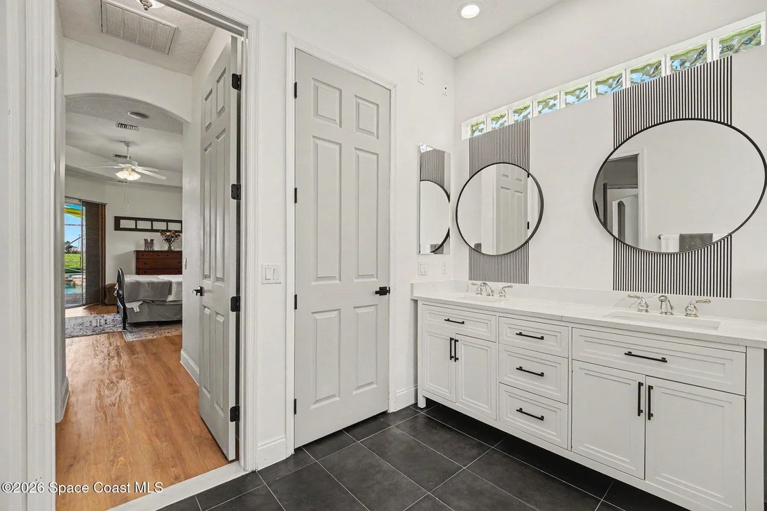 Photo of 7977 Bradwick Way