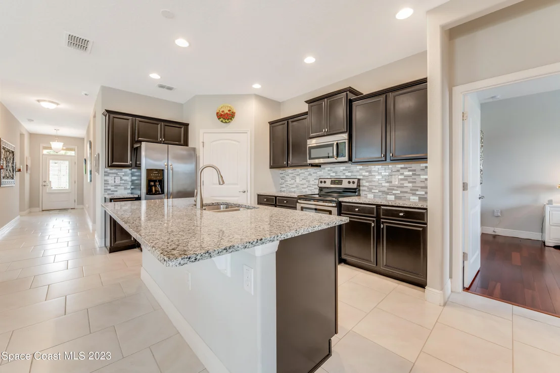 Photo of 450 River Square Lane