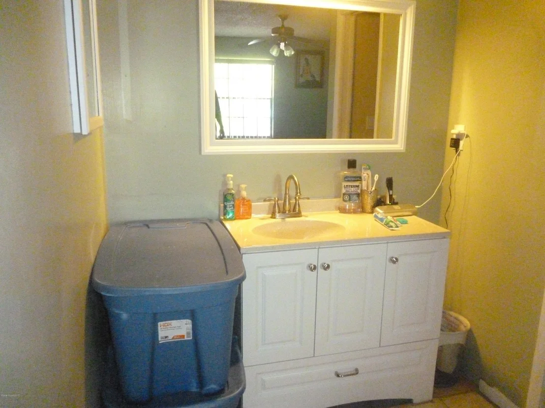 Photo of 1239 Packer Road SE