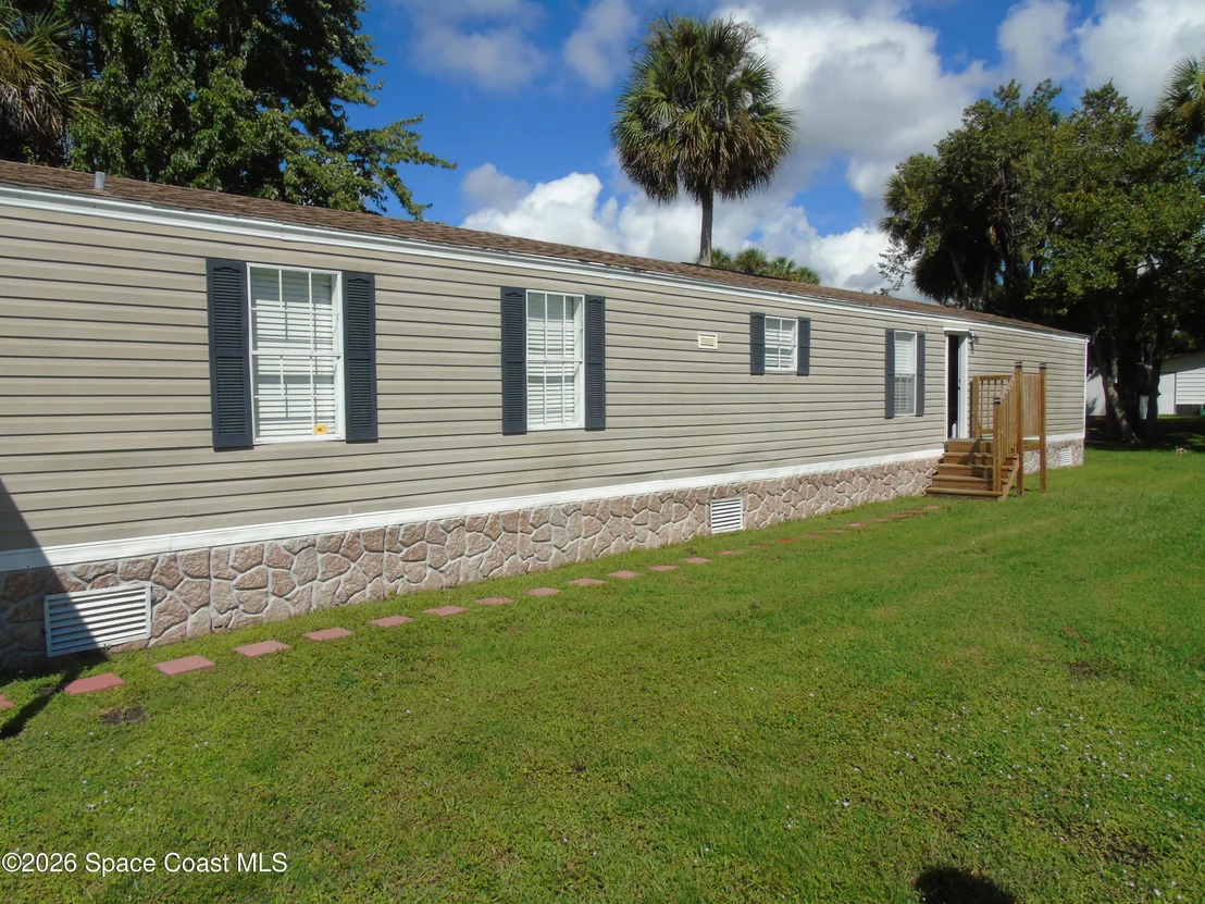 Photo of 4080 Eucalyptus Place