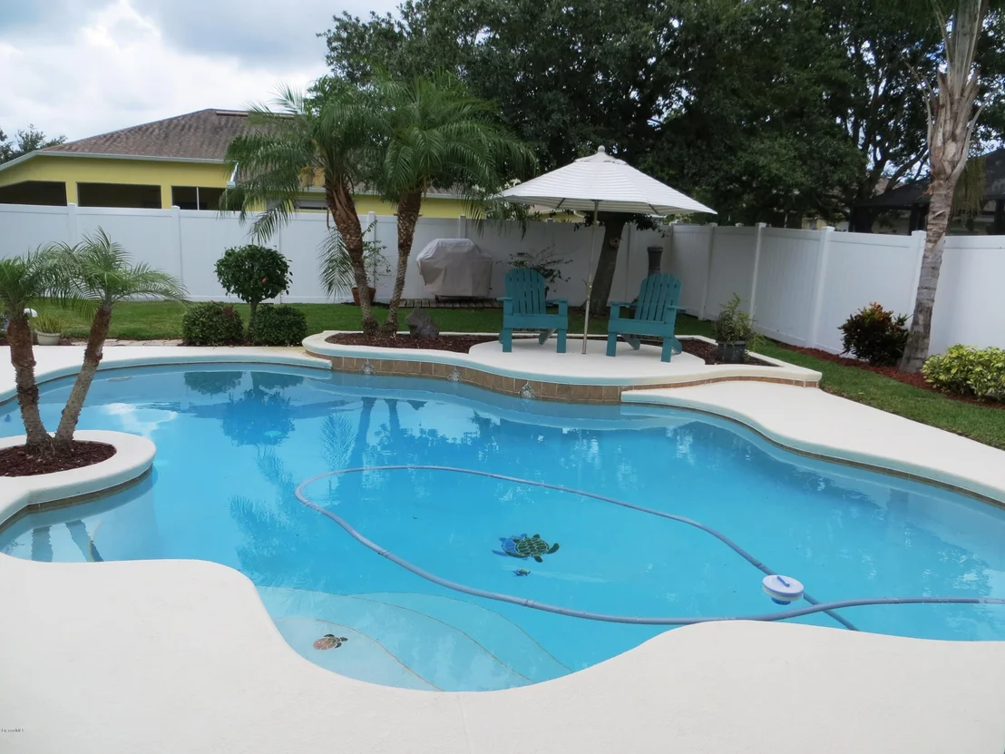 Photo of 1520 Whitman Drive