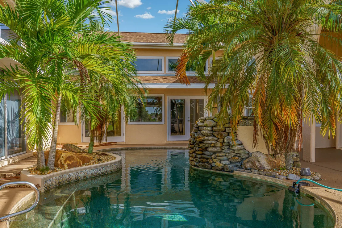 Photo of 845 Sanderling Drive