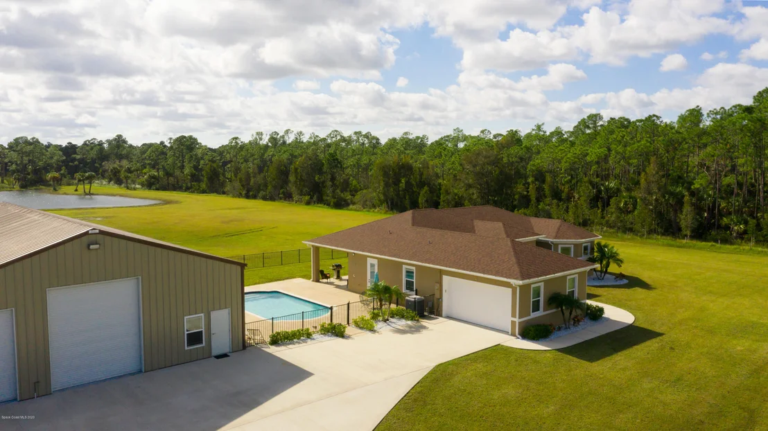 Photo of 1805 Benjamin Road