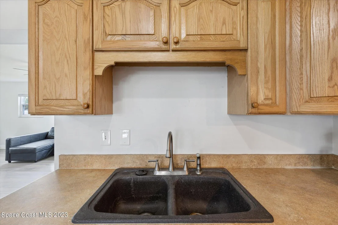 Photo of 3105 Abbott Avenue NE