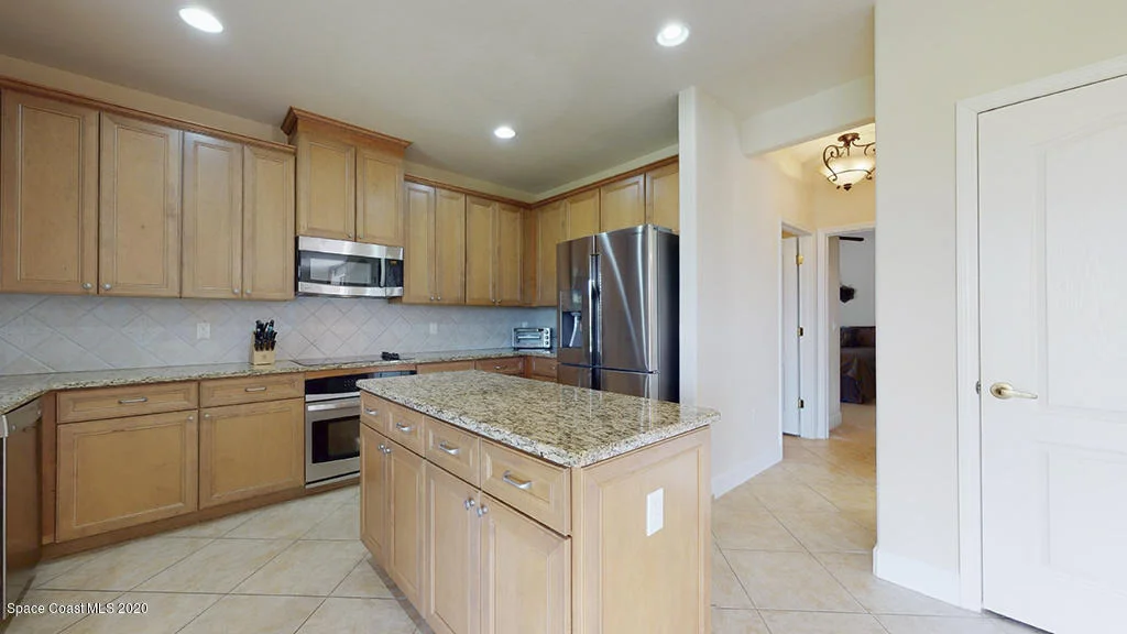 Photo of 718 Monterey Drive