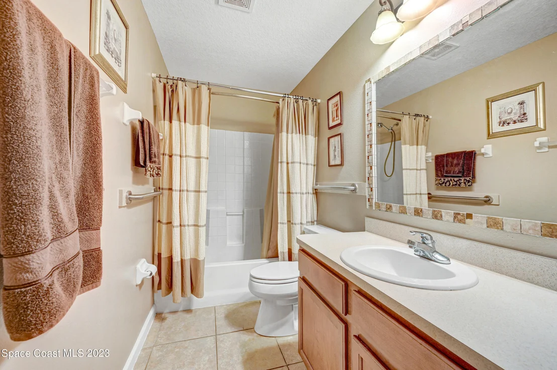 Photo of 306 Abernathy Circle SE