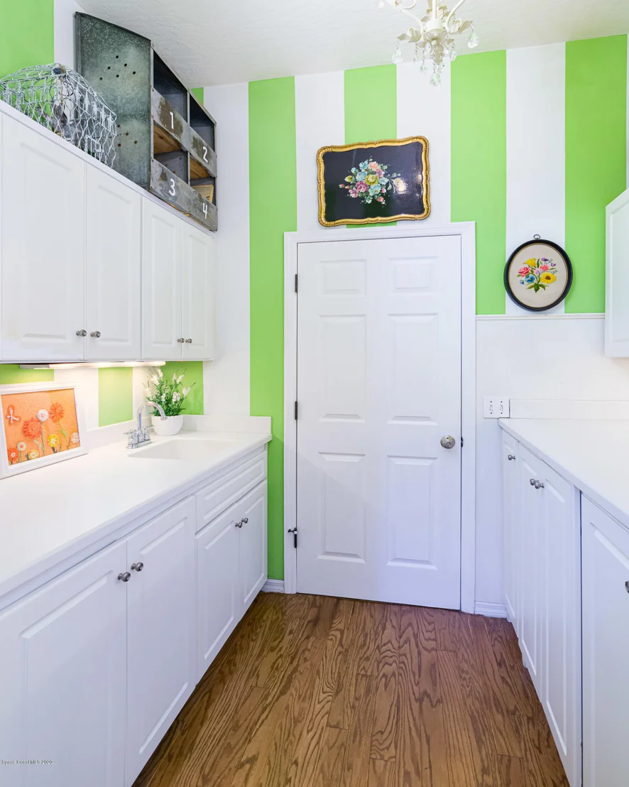 Photo of 463 Peregrine Drive