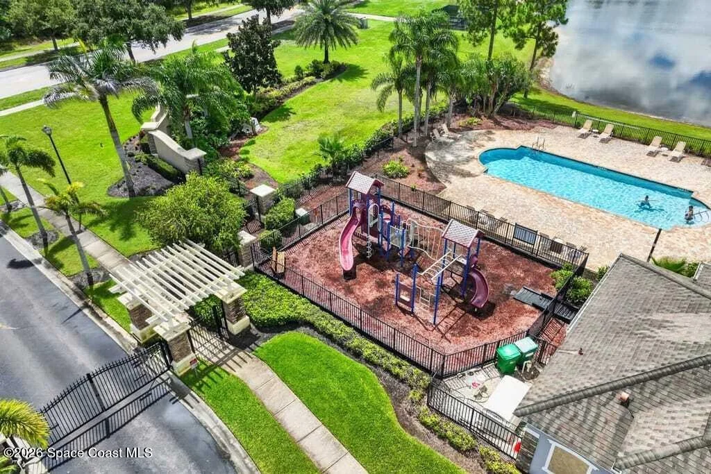Photo of 228 Abernathy Circle SE