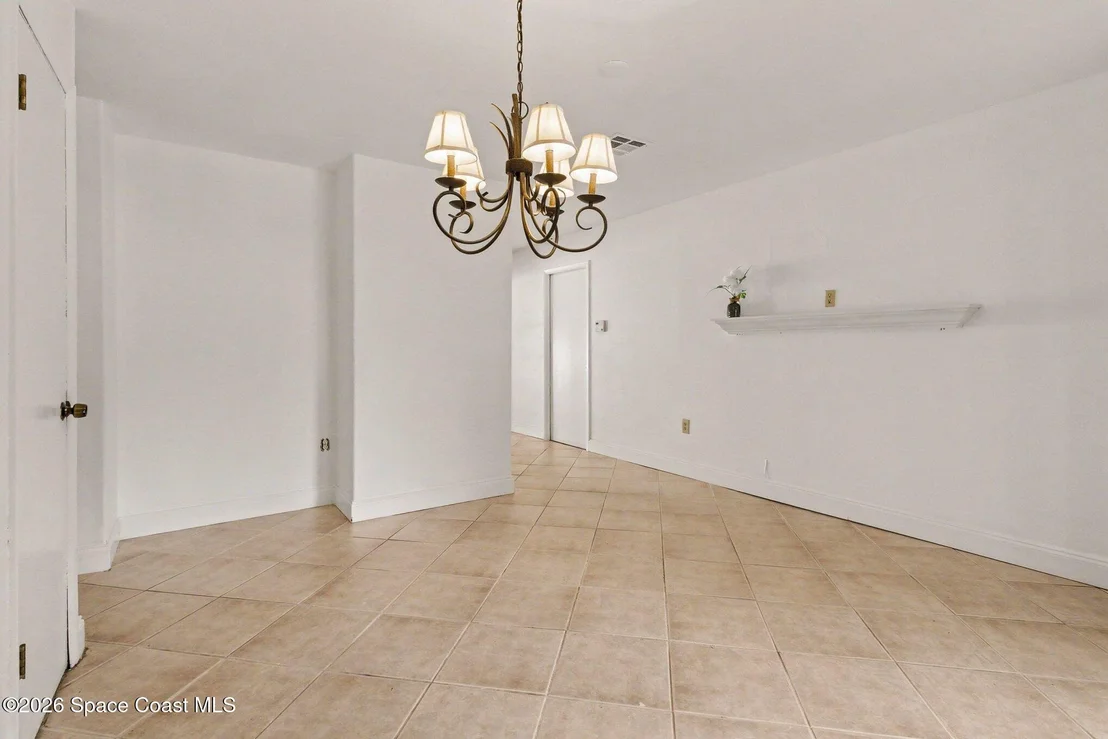 Photo of 748 Clarke Avenue