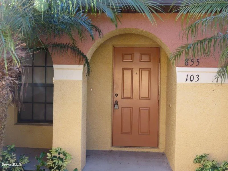 Photo of Unit 103 at 855 Luminary Circle