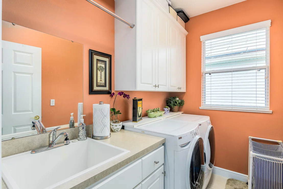 Photo of 1200 Starling Way