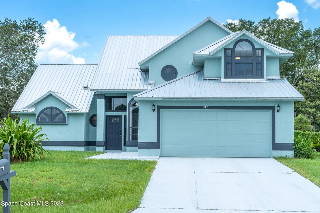 Photo of 817 Seven Gables Circle SE