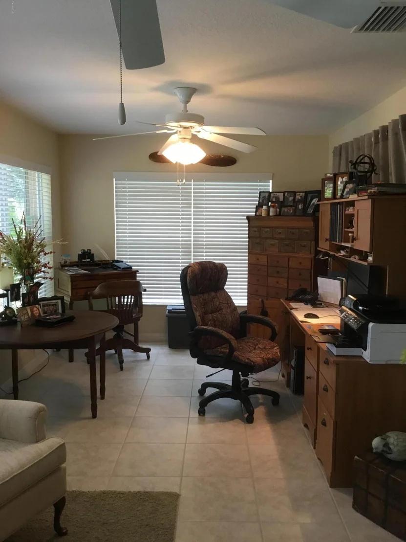 Photo of 7107 Broderick Drive