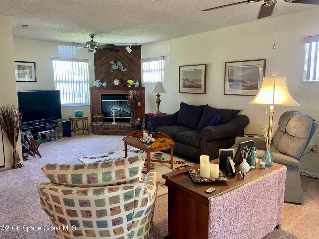Photo of 629 Ebony Street
