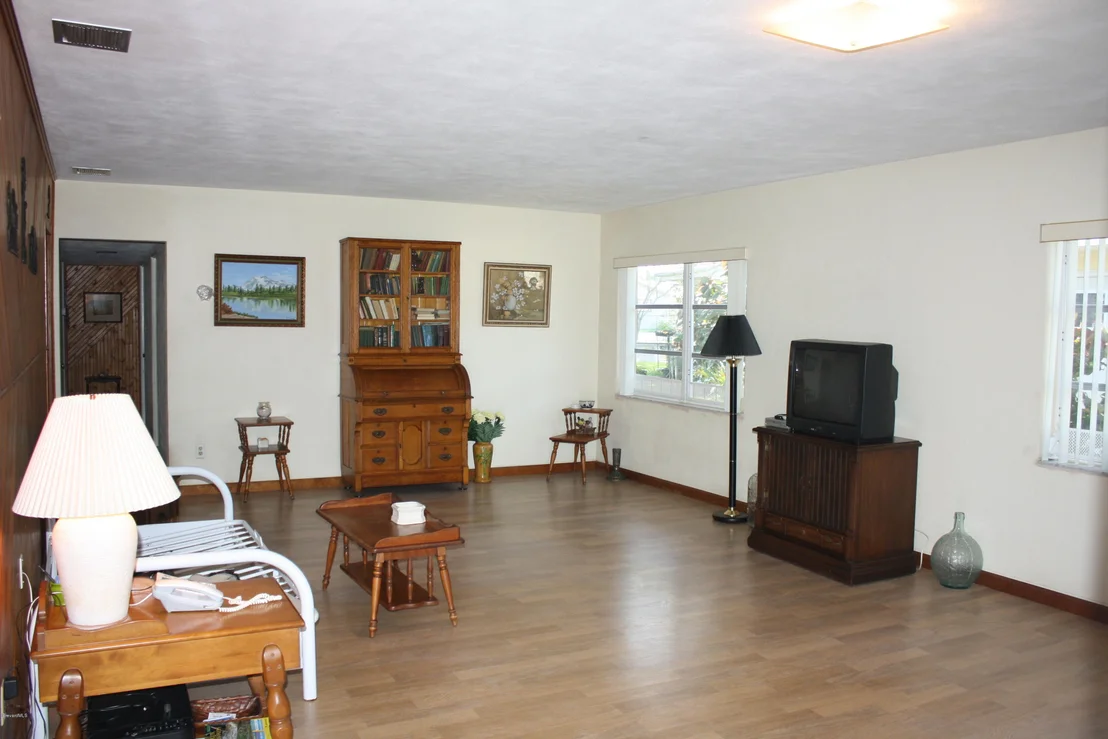 Photo of 115 Esther Drive