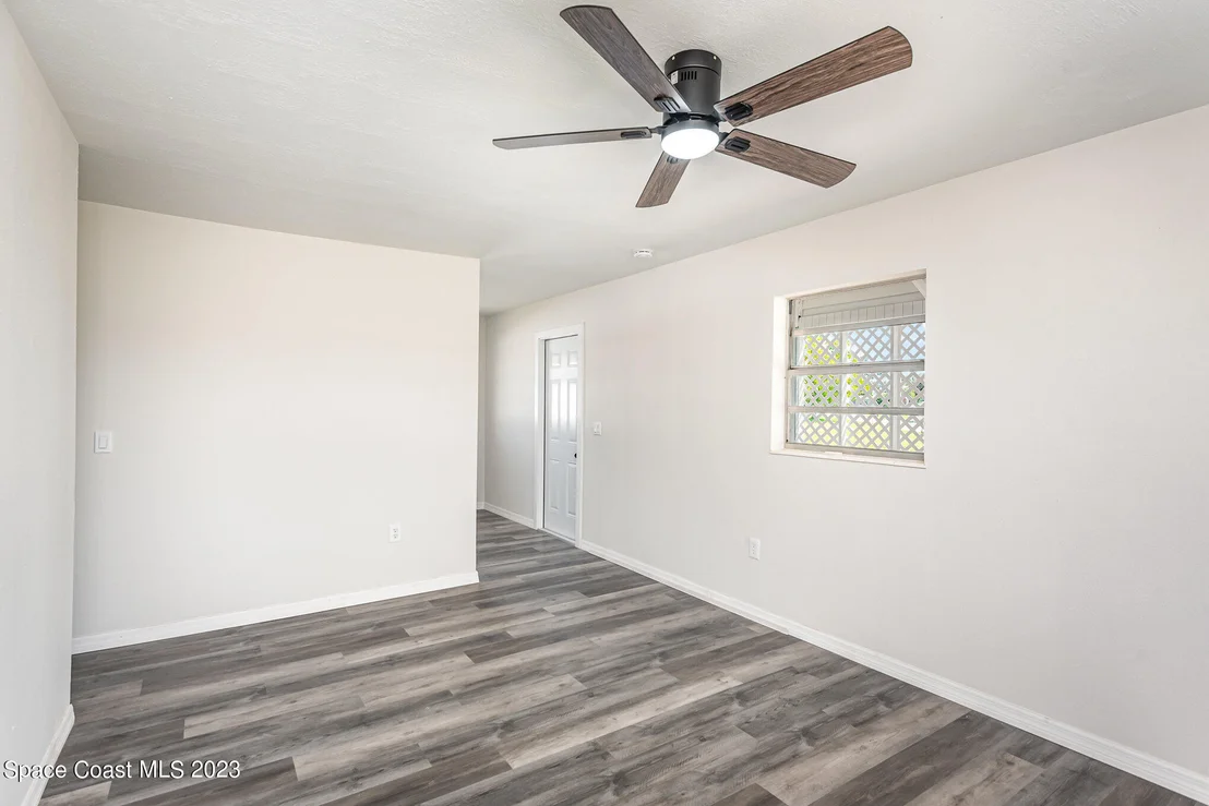Photo of 4075 Robinhood Drive