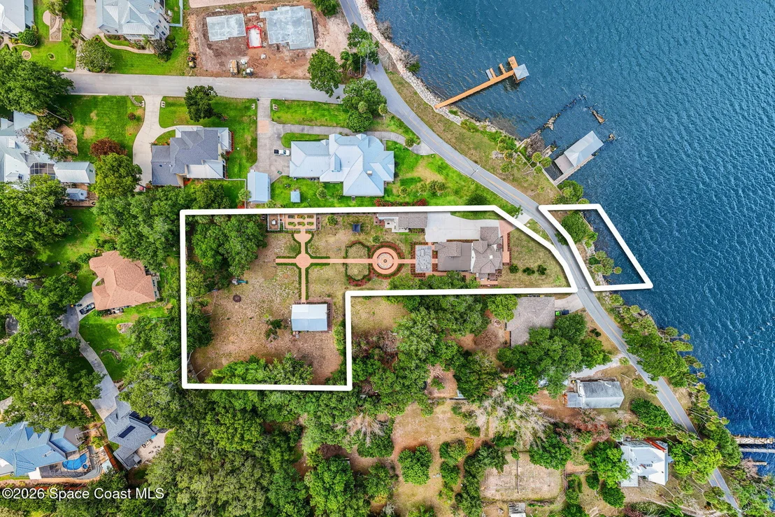 Photo of 1489 Rockledge Drive