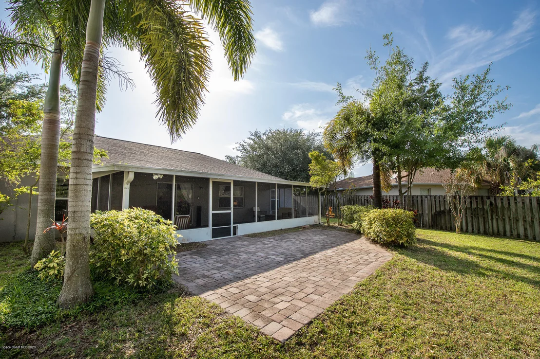 Photo of 3479 Saddle Brook Drive