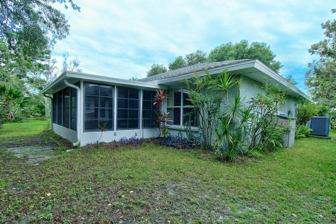 Photo of 1411 Bronco Drive