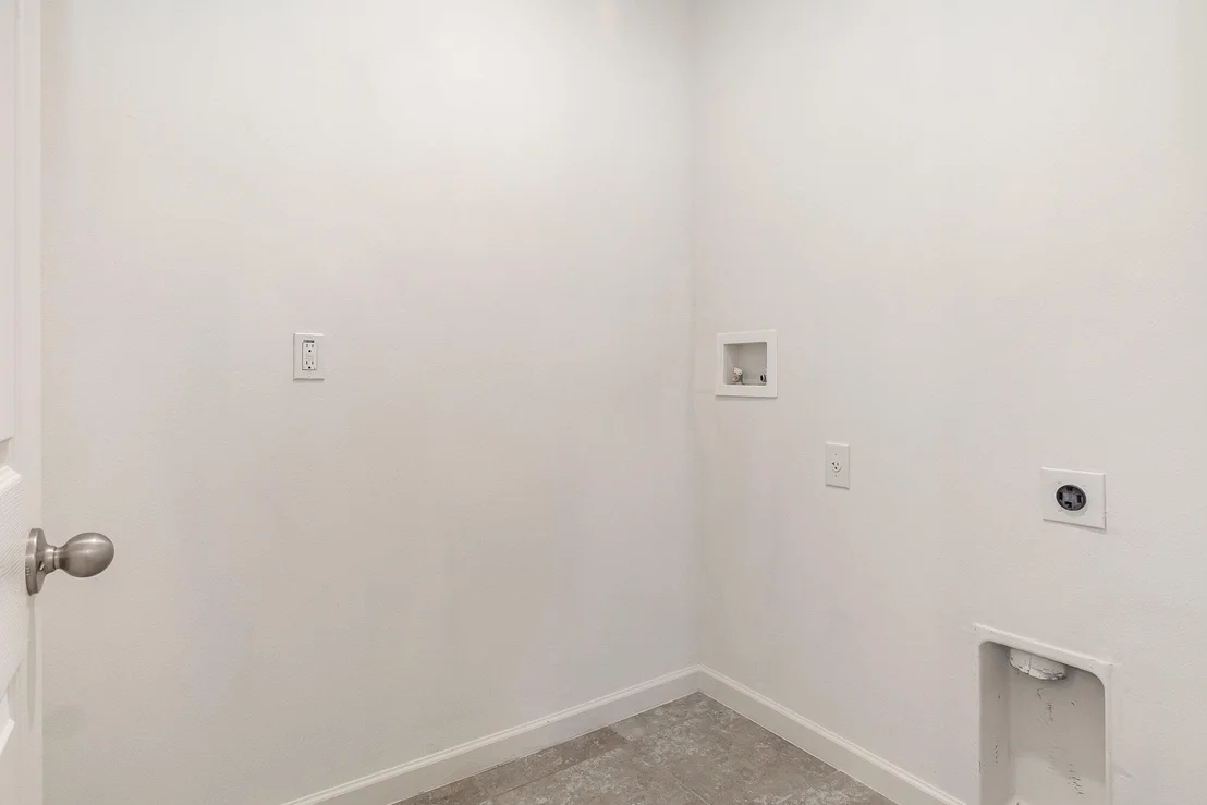 Photo of 656 Airoso Road SE