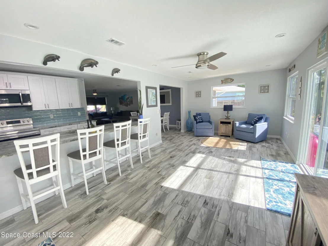 Photo of 5675 Curtis Boulevard