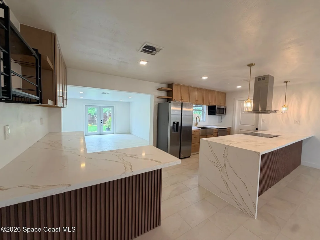 Photo of 205 Melaleuca Drive E