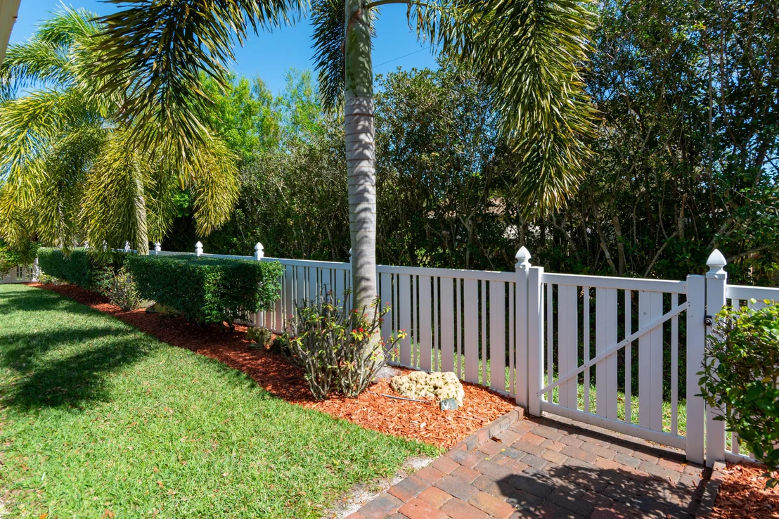 Photo of 3720 9th Place