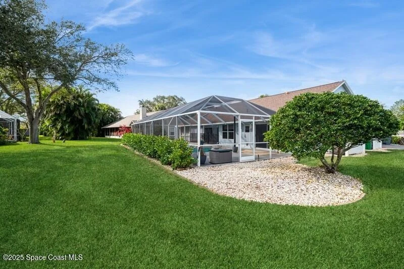 Photo of 586 Deerfield Drive